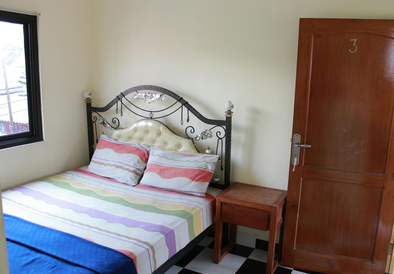La Javanaise Home Stay Malioboro Yogyakarta Extérieur photo