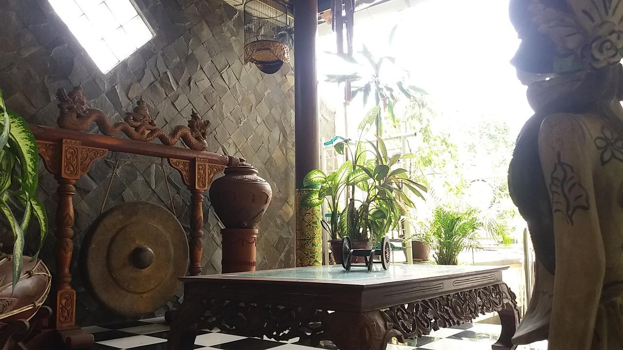 La Javanaise Home Stay Malioboro Yogyakarta Extérieur photo