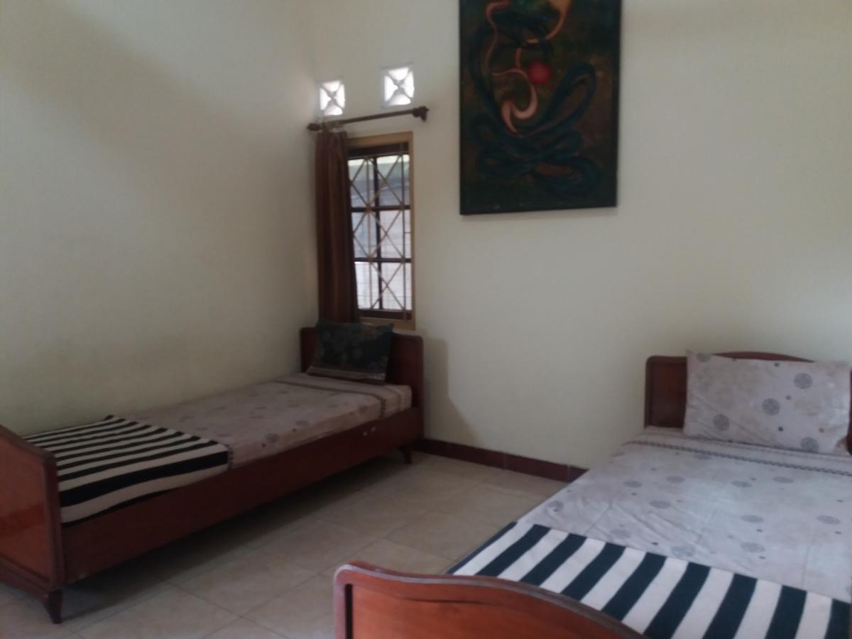 La Javanaise Home Stay Malioboro Yogyakarta Extérieur photo