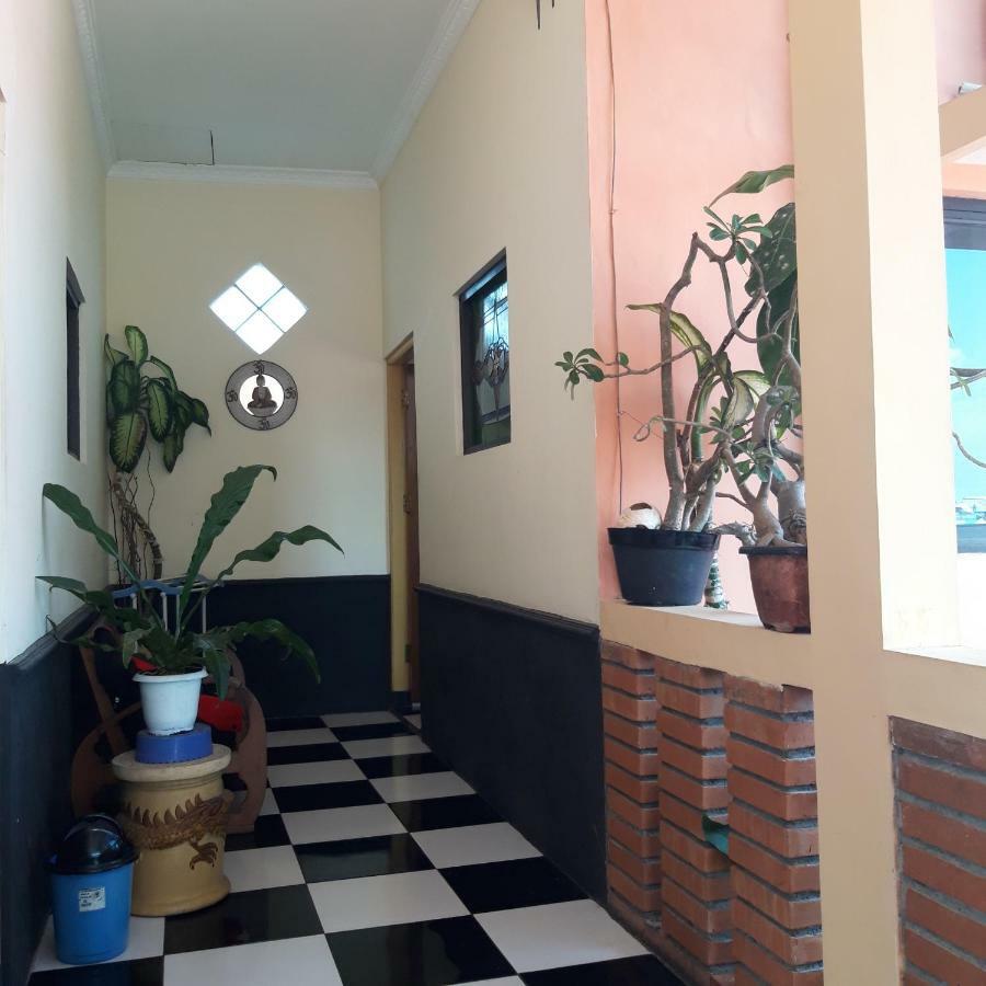 La Javanaise Home Stay Malioboro Yogyakarta Extérieur photo